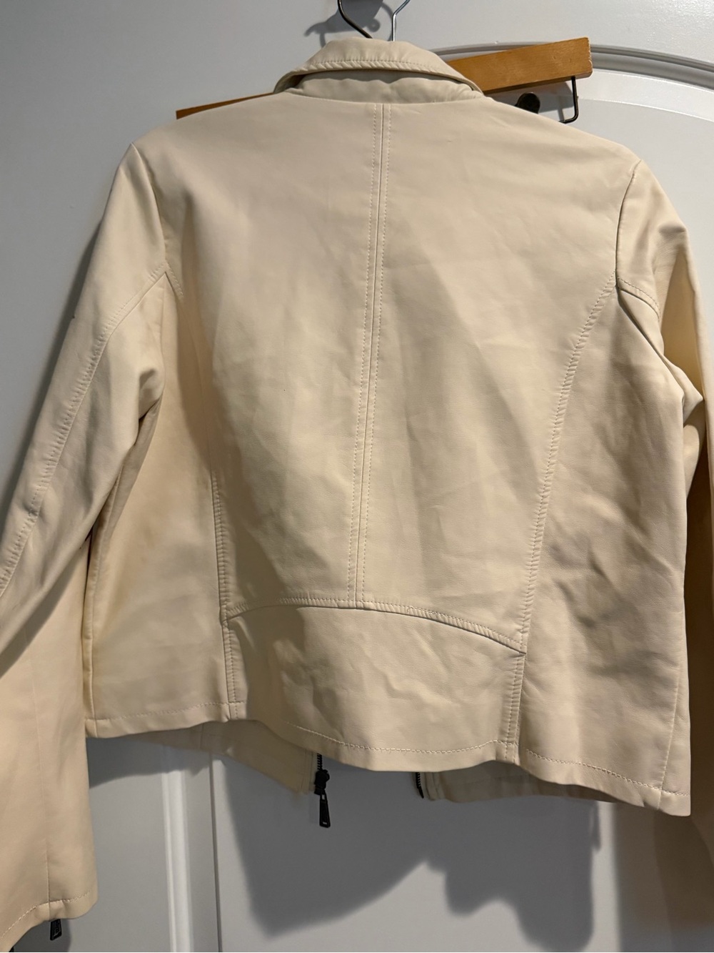 Odyn - Women's Cream Floral Vegan leather Feminine moto coat Sz. Small - Picture 4 of 7